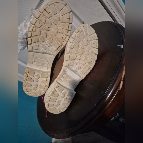 Nautica Tan Boots with Pink Laces - Picture 4 of 7